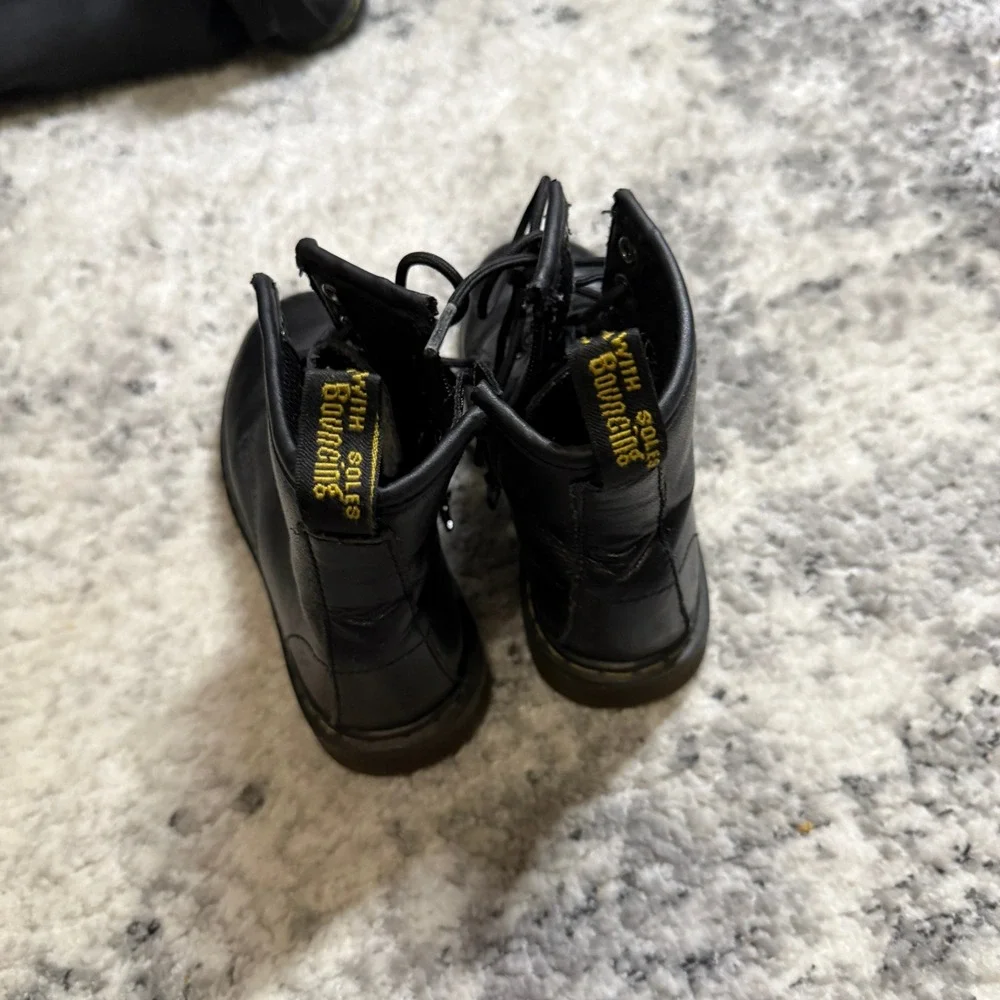 Dr. Martens Delaney Black Leather Lace Up Side Zip Combat Boots Kids US 11 AV004